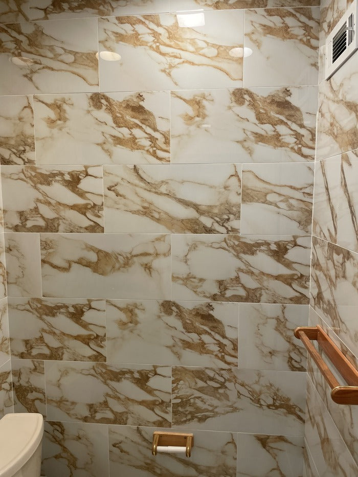 Jump Gold Polished Porcelain Tile