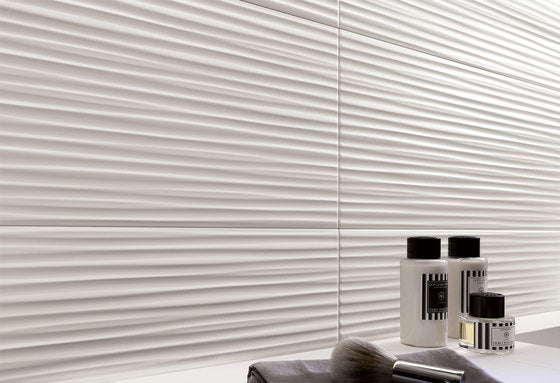 Lumina Line White Gloss 25x75